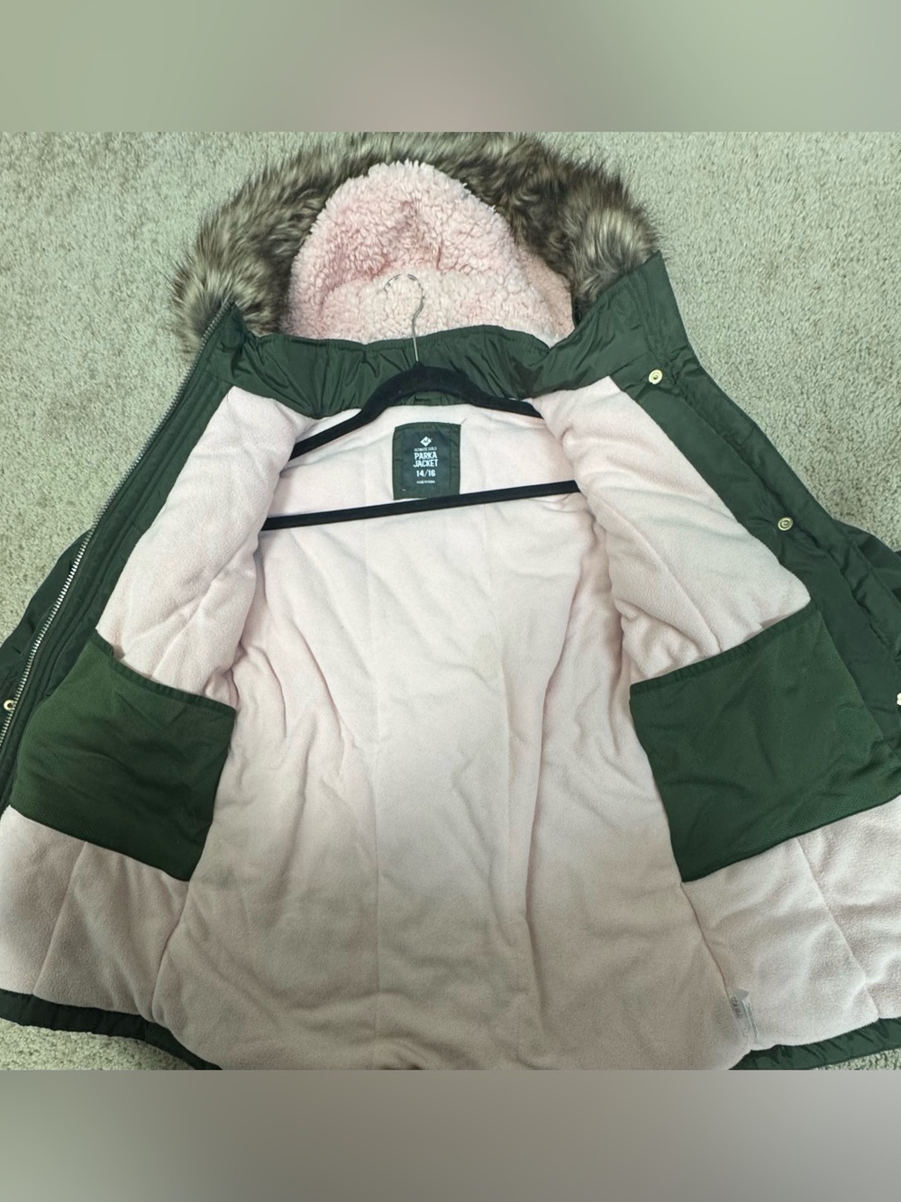 Member’s Mark Girls Parka Jacket 14/16 (L) | Olive Green Faux Fur Hood Coat - Picture 9 of 10